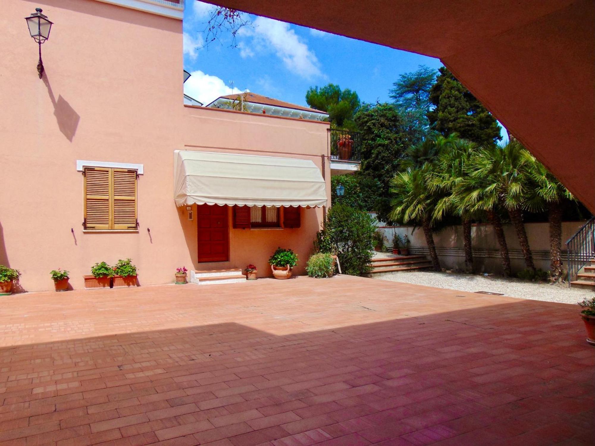 Appartement N080 - Numana, Bilocale Con Terrazzo In Centro à Sirolo Extérieur photo